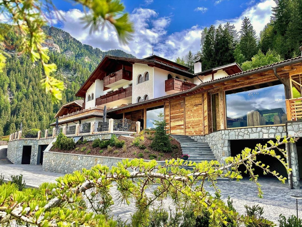Hotel Niblea Dolomites Ortisei Exteriér fotografie