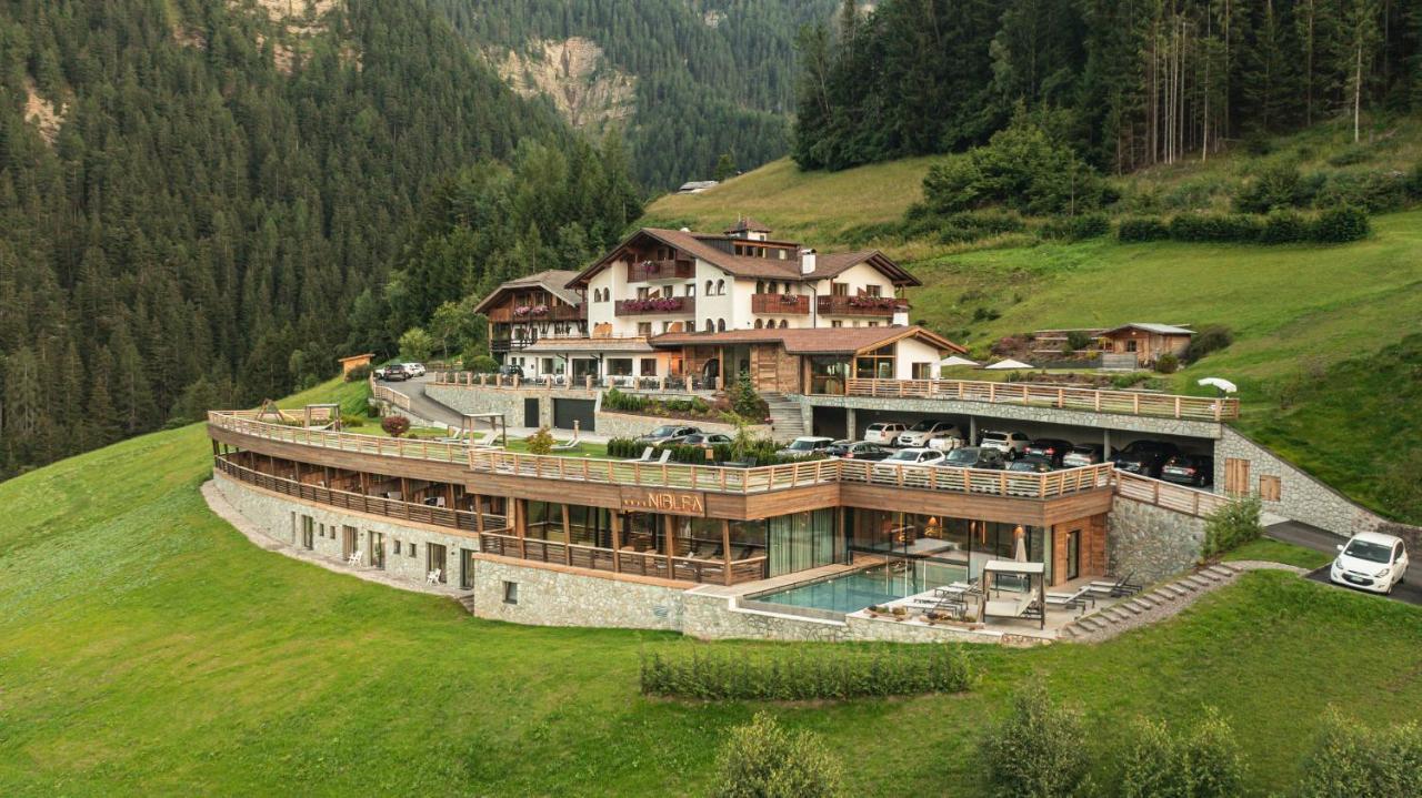 Hotel Niblea Dolomites Ortisei Exteriér fotografie