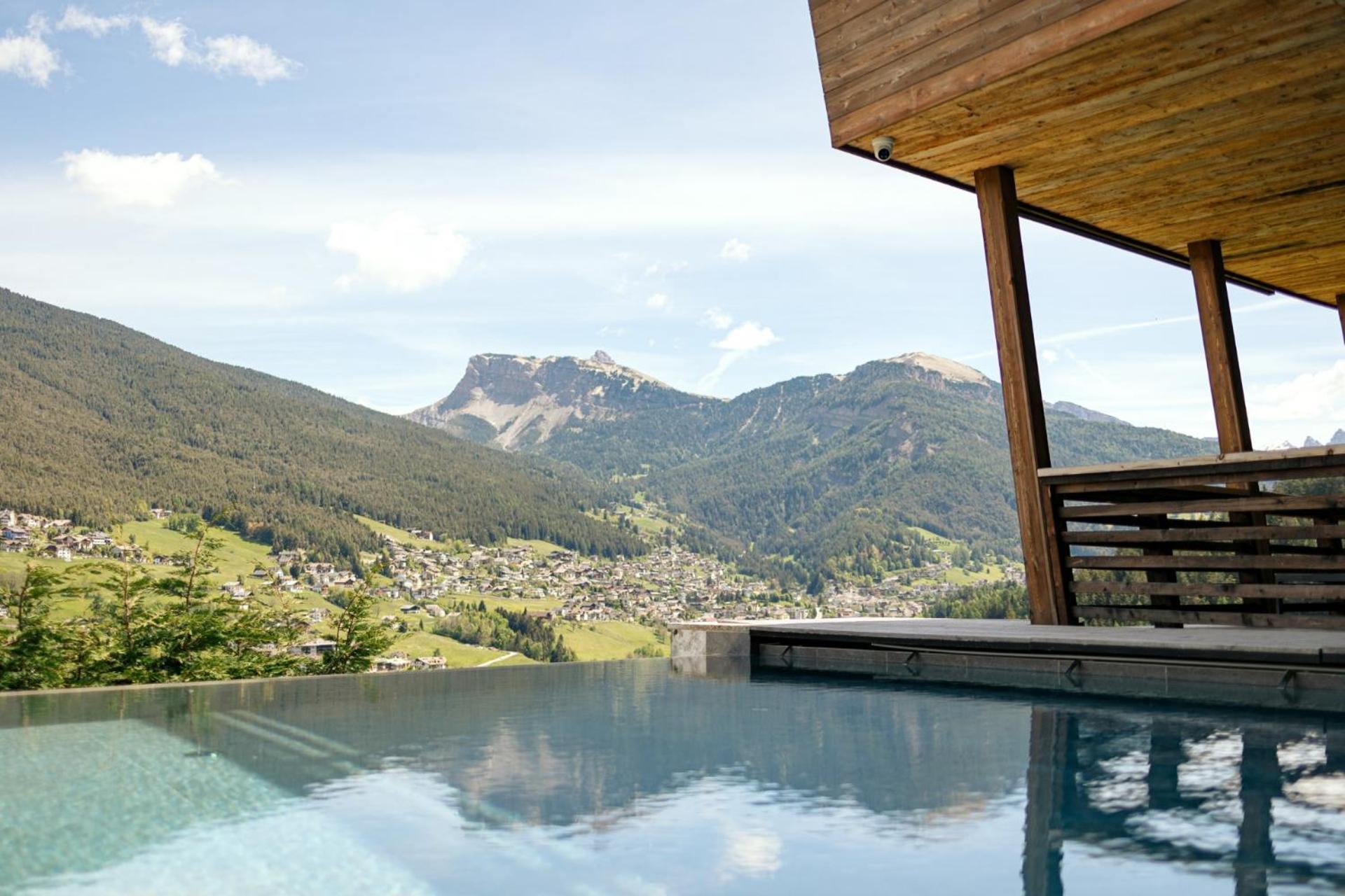 Hotel Niblea Dolomites Ortisei Exteriér fotografie